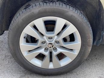 SKODA YETI 1.2 TSI SE L Outdoor 5dr Petrol DSG Euro 6 (s/s) (110 ps)