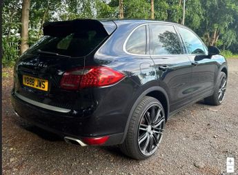 Porsche Cayenne 3.0 TD V6 SUV 5dr Diesel Tiptronic 4WD Euro 5 (s/s) (240 ps)