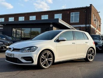 VOLKSWAGEN GOLF 2.0 TDI R-Line Hatchback 5dr Diesel DSG Euro 6 (s/s) (150 ps)