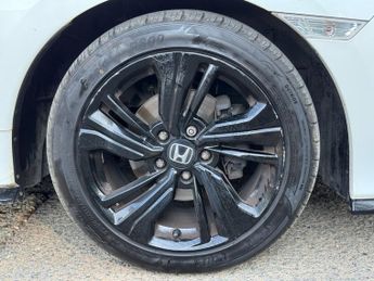 HONDA CIVIC 1.0 VTEC Turbo Sport Line Hatchback 5dr Petrol Manual Euro 6 (s/