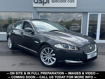 Jaguar XF 2.2d Premium Luxury Saloon 4dr Diesel Auto Euro 5 (s/s) (200 ps)