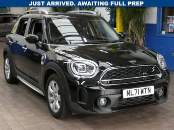 MINI Countryman 1.5 7.6kWh Cooper SE Classic SUV 5dr Petrol Plug-in Hybrid Auto 