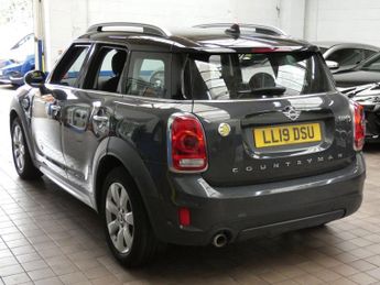 MINI COUNTRYMAN 1.5 7.6kWh Cooper SE Classic SUV 5dr Petrol Plug-in Hybrid Auto 