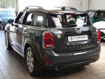 MINI COUNTRYMAN 1.5 7.6kWh Cooper SE Classic SUV 5dr Petrol Plug-in Hybrid Auto 