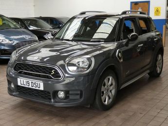 MINI COUNTRYMAN 1.5 7.6kWh Cooper SE Classic SUV 5dr Petrol Plug-in Hybrid Auto 