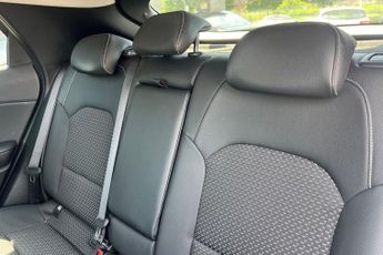 KIA XCEED 1.4 T-GDi 3 SUV 5dr Petrol DCT Euro 6 (s/s) (138 bhp) Low Mileag