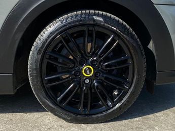 MINI Electric Hatch Cooper SE 32.6kWh Level 2 Hatchback 3dr Electric Auto (184 ps)