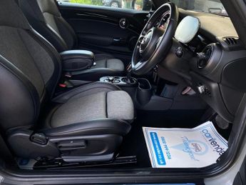 MINI Electric Hatch Cooper SE 32.6kWh Level 2 Hatchback 3dr Electric Auto (184 ps)