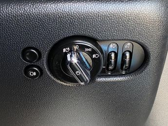 MINI Electric Hatch Cooper SE 32.6kWh Level 2 Hatchback 3dr Electric Auto (184 ps)
