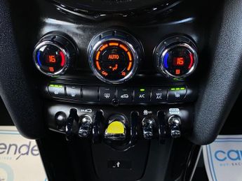 MINI Electric Hatch Cooper SE 32.6kWh Level 2 Hatchback 3dr Electric Auto (184 ps)