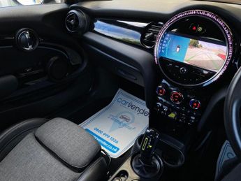MINI Electric Hatch Cooper SE 32.6kWh Level 2 Hatchback 3dr Electric Auto (184 ps)