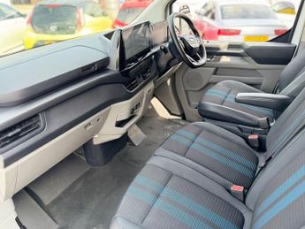 FORD TRANSIT CUSTOM 2.0 300 EcoBlue Sport Panel Van 5dr Diesel Auto L2 H1 Euro 6 (s/