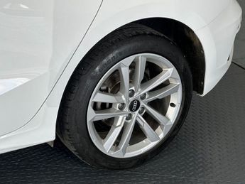 AUDI A3 1.4 TFSIe 40 Sport Sportback 5dr Petrol Plug-in Hybrid S Tronic 