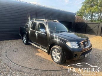 Nissan Navara 2.5 dCi Tekna Pickup Double Cab 4dr Diesel Manual 4WD Euro 4 (19