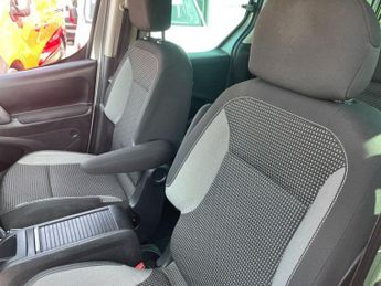 PEUGEOT PARTNER TEPEE 1.6 BlLUEHDI OUTDOOR MPV 5DR DIESEL AUTOMATIC  ETG EURO 6