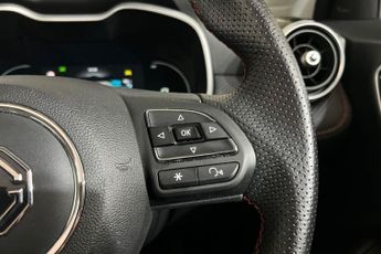 MG MG ZS 72.6kWh Trophy Long Range SUV 5dr Electric Auto (156 ps) Touchsc