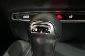 AUDI TT 2.0 TFSI 40 Sport Coupe 3dr Petrol S Tronic Euro 6 (s/s) (197 ps