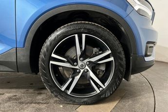 VOLVO XC40 1.5h T4 Recharge 10.7kWh R-Design SUV 5dr Petrol Plug-in Hybrid 