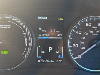 MITSUBISHI OUTLANDER 2.0h 12kWh GX4hs SUV 5dr Petrol Plug-in Hybrid CVT 4WD Euro 6 (s