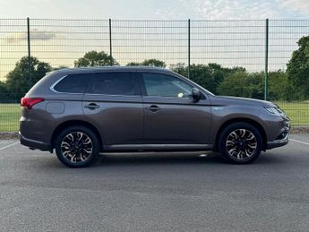 MITSUBISHI OUTLANDER 2.0h 12kWh GX4hs SUV 5dr Petrol Plug-in Hybrid CVT 4WD Euro 6 (s