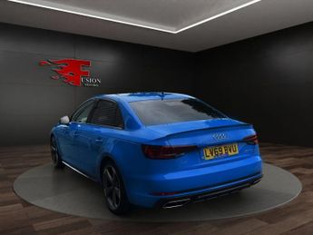 AUDI A4 2.0 TDI 40 Black Edition Saloon 4dr Diesel S Tronic Euro 6 (s/s)
