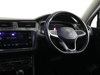 VOLKSWAGEN TIGUAN ALLSPACE 1.5 TSI Life SUV 5dr Petrol DSG Euro 6 (s/s) (150 ps)