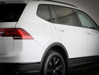 VOLKSWAGEN TIGUAN ALLSPACE 1.5 TSI Life SUV 5dr Petrol DSG Euro 6 (s/s) (150 ps)