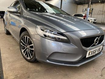 Volvo V40 2.0 T2 GPF Momentum Nav Plus Hatchback 5dr Petrol Manual Euro 6 