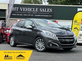 Peugeot 208 1.2 PureTech Signature Hatchback 5dr Petrol Manual Euro 6 (s/s) 
