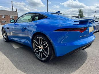 JAGUAR F-TYPE 2.0i GPF Coupe 2dr Petrol Auto Euro 6 (s/s) (300 ps) * HUGE SPEC