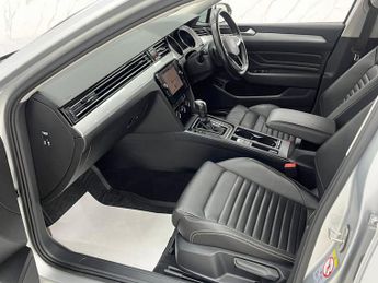 VOLKSWAGEN PASSAT 2.0 TDI EVO SEL Saloon 4dr Diesel DSG Euro 6 (s/s) (150 ps)
