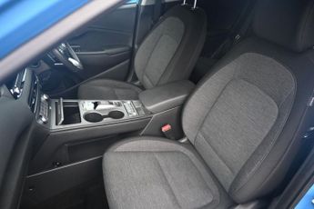 HYUNDAI KONA 64kWh Premium SUV 5dr Electric Auto (10.5kW Charger) (204 ps)