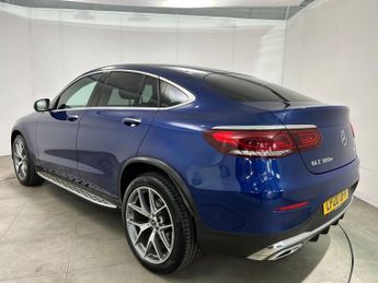 MERCEDES-BENZ GLC 2.0 GLC300d AMG Line (Premium Plus) Coupe 5dr Diesel G-Tronic+ 4