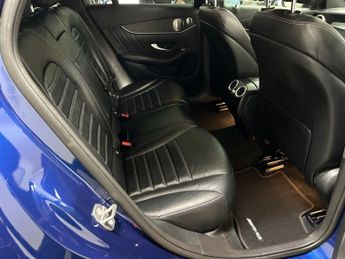 MERCEDES-BENZ GLC 2.0 GLC300d AMG Line (Premium Plus) Coupe 5dr Diesel G-Tronic+ 4