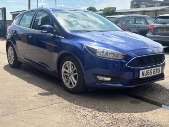 Ford Focus 1.0T EcoBoost Zetec Hatchback 5 Door Petrol Manual Blue Euro 6 1