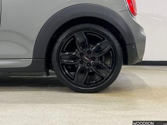 MINI HATCH 2.0 Cooper S Hatchback 3dr Petrol Auto Euro 6 (s/s) (192 ps)
