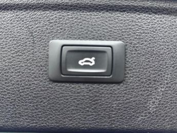 AUDI Q5 2.0 TDI 40 S line SUV 5dr Diesel S Tronic quattro Euro 6 (s/s) (