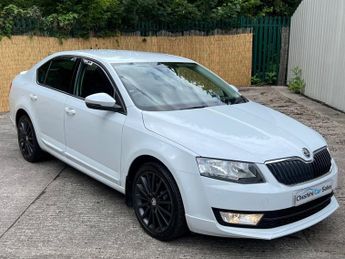 Skoda Octavia 1.6 TDI Black Edition Hatchback 5dr Diesel Manual Euro 5 (s/s) (