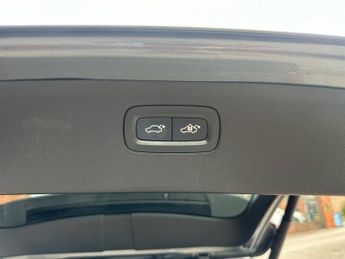 VOLVO XC90 2.0 D5 PowerPulse R-Design SUV 5dr Diesel Auto 4WD Euro 6 (s/s) 