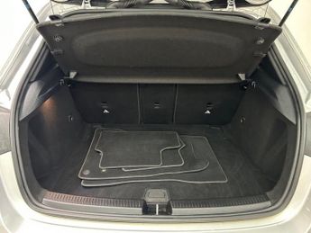 MERCEDES-BENZ A-CLASS 1.3 A200 AMG Line Hatchback 5dr Petrol Manual Euro 6 (s/s) (163 
