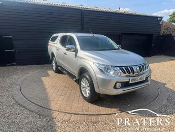 Mitsubishi L200 2.4 DI-D DC Warrior Pickup Double Cab 4dr Diesel Manual 4WD Euro