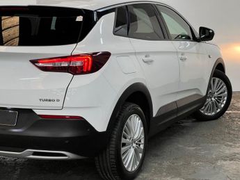 VAUXHALL GRANDLAND X 1.6 Turbo D BlueInjection Tech Line Nav SUV 5dr Diesel Auto Euro
