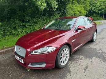 Jaguar XF 2.2d Premium Luxury Saloon 4dr Diesel Auto Euro 5 (s/s) (200 ps)