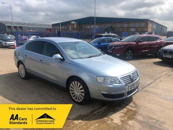 Volkswagen Passat 2.0 TDI Highline Saloon 4dr Diesel DSG Euro 5 (140 ps)