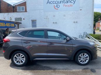 HYUNDAI TUCSON 1.7 CRDi Blue Drive Premium SUV 5dr Diesel Manual Euro 6 (s/s) (