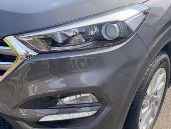 HYUNDAI TUCSON 1.7 CRDi Blue Drive Premium SUV 5dr Diesel Manual Euro 6 (s/s) (