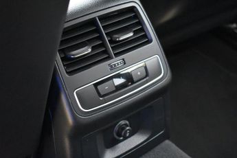 AUDI A4 AVANT 2.0 TDI 35 S line Estate 5dr Diesel S Tronic Euro 6 (s/s) (163 p