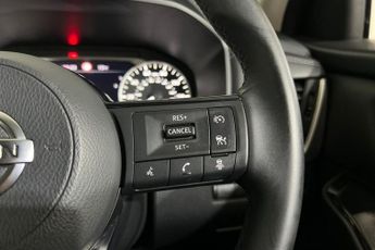 NISSAN QASHQAI 1.3 DIG-T MHEV Acenta Premium SUV 5dr Petrol Hybrid Manual Euro 