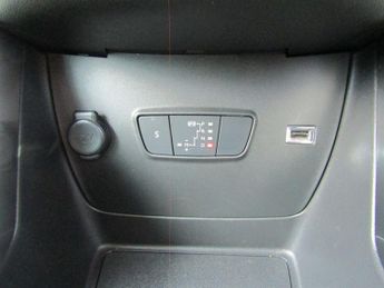 CITROEN C3 AIRCROSS 1.2 PureTech Shine SUV 5dr Petrol Automatic EAT6 Euro 6 (s/s) (1