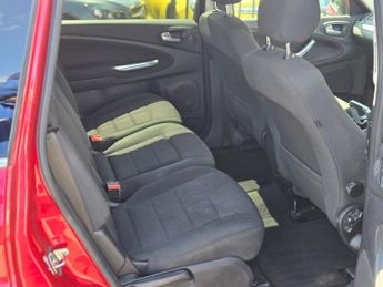 FORD S-MAX 2.0 TDCi Titanium MPV 5dr Diesel Powershift Euro 5 (163 ps)